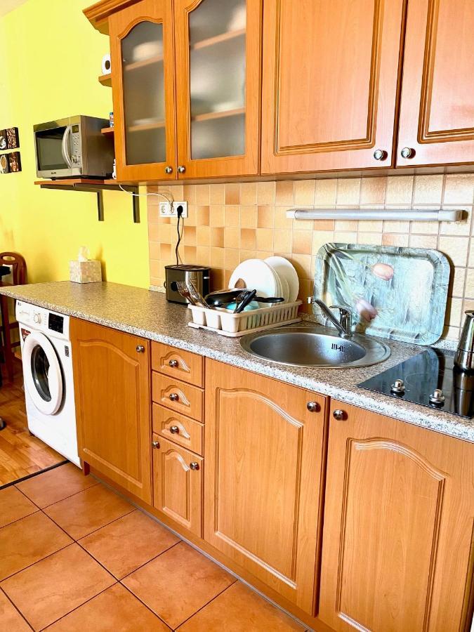 Lido Di Siofok - Aranypart - Minden 1 Percre! Lägenhet Exteriör bild